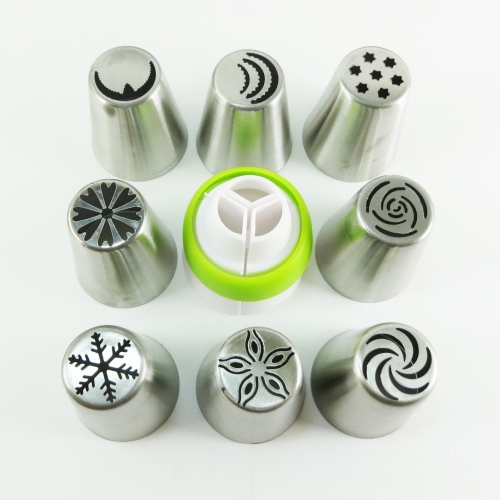 8 DB-OS OROSZ TÍPUSÚ DÍSZÍTŐCSŐ ÉS 3 SZÍNŰ CSŐTARTÓ  