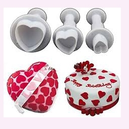 3 DARABOS MARCIPÁN, FONDANT KISZÚRÓ  - MINI SZÍVEK