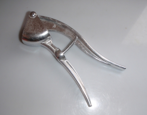 FOKHAGYMANYOMÓ ÉS OLÍVA MAGOZÓ - NAGY 