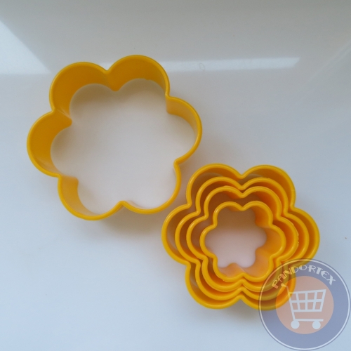 5 DARABOS MŰANYAG SÜTEMÉNYFORMA - VIRÁG