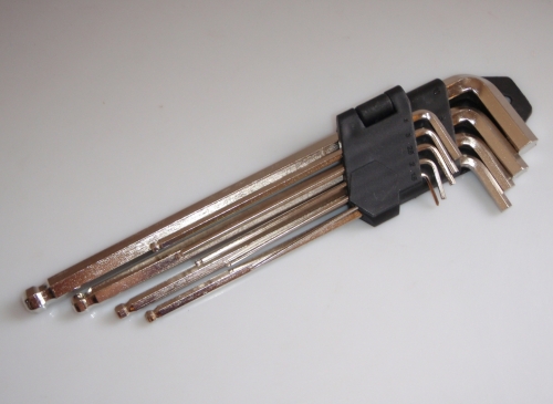 9 RÉSZES IMBUSZKULCS KÉSZLET 