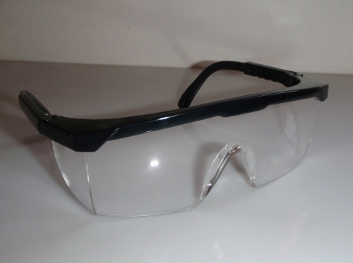 MUNKAVÉDELMI SZEMÜVEG