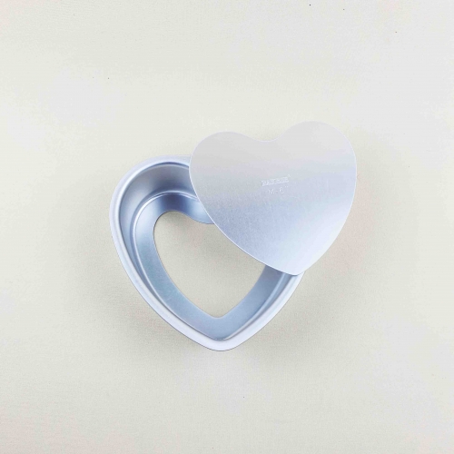 KIVEHETŐ ALJÚ SÜTŐFORMA - SZÍV 14 CM