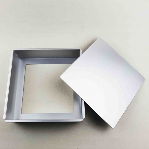 KIVEHETŐ ALJÚ SÜTŐFORMA  NÉGYSZÖG 25 CM - M10